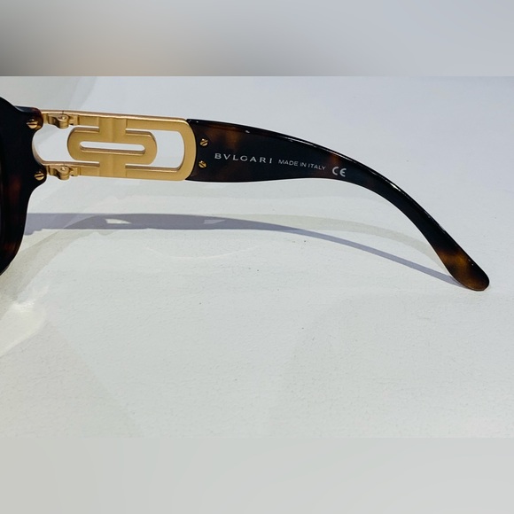 New BVLGARI Sunglasses - Picture 14 of 16